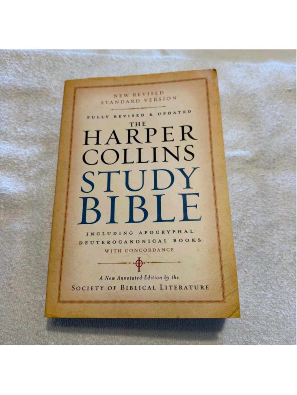 Harper Collins Study Bible NRSV Revised & Updated Apocryphal Deuterocanonical.